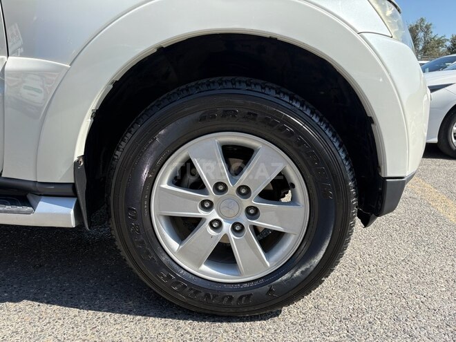 Mitsubishi Pajero 2008, 192,000 km - 3.0 l - Bakı
