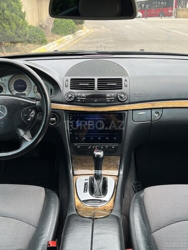 Mercedes E 240 2004, 316,000 km - 2.6 l - Bakı