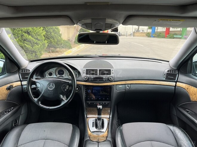 Mercedes E 240 2004, 316,000 km - 2.6 l - Bakı
