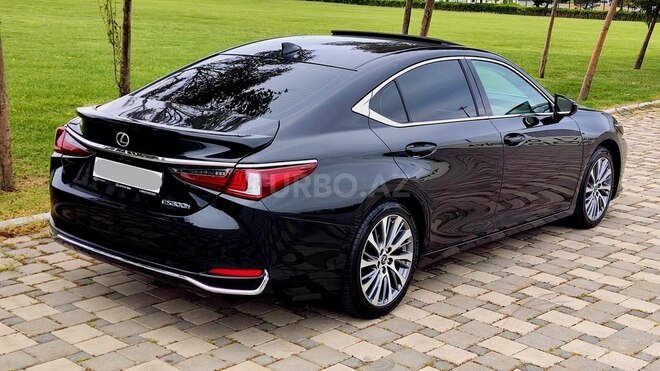 Lexus ES 300h 2021, 56,000 km - 2.5 l - Bakı