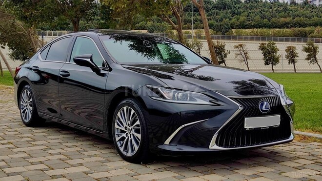 Lexus ES 300h 2021, 56,000 km - 2.5 l - Bakı