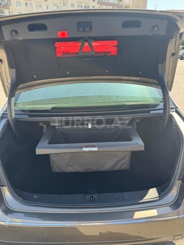 Mercedes E 200 2010, 221,000 km - 1.8 l - Bakı