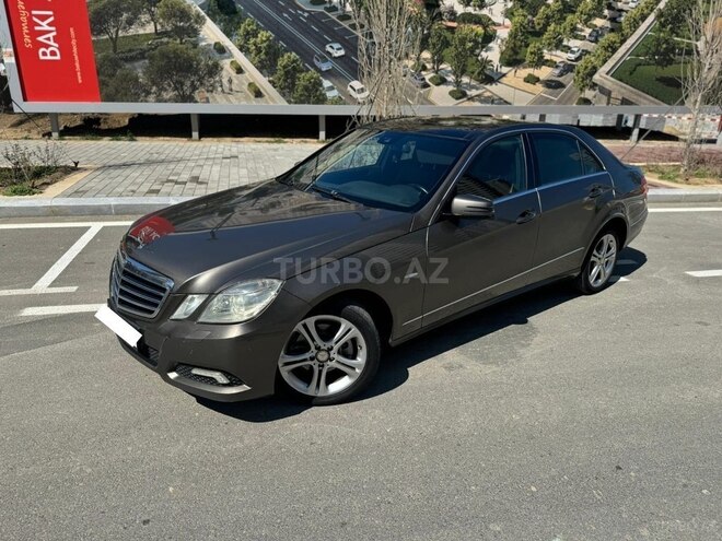 Mercedes E 200 2010, 221,000 km - 1.8 l - Bakı