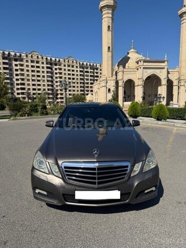 Mercedes E 200 2010, 221,000 km - 1.8 l - Bakı