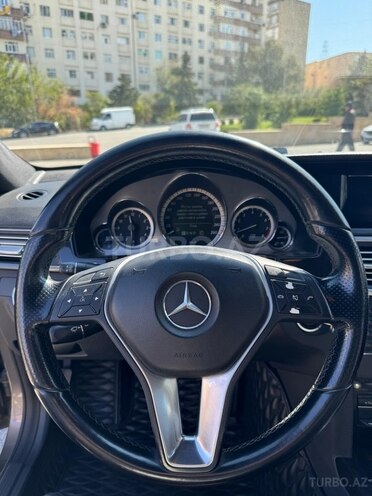 Mercedes E 200 2010, 221,000 km - 1.8 l - Bakı