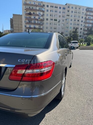 Mercedes E 200 2010, 221,000 km - 1.8 l - Bakı