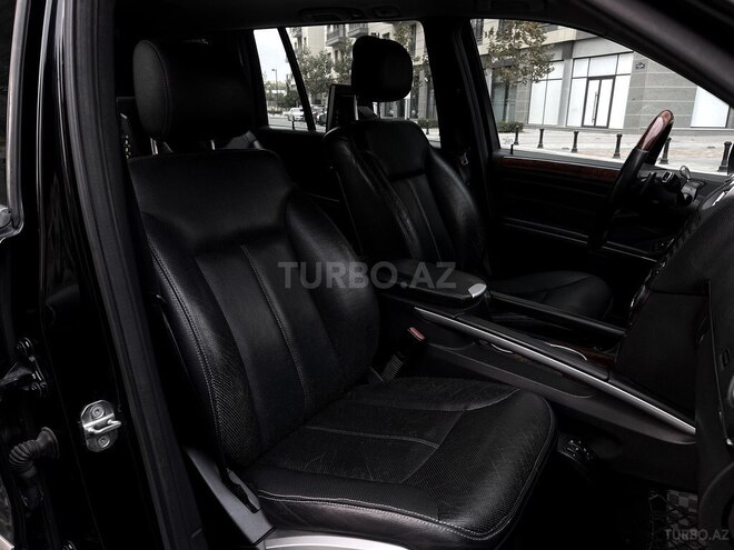 Mercedes  2009, 230,000 km - 5.5 l - Bakı