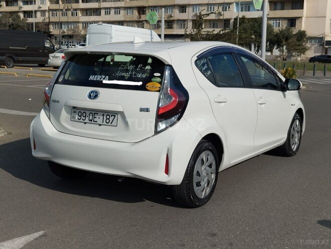 Toyota Aqua 2020, 140,000 km - 1.5 l - Bakı
