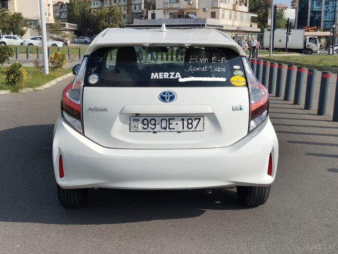 Toyota Aqua 2020, 140,000 km - 1.5 l - Bakı