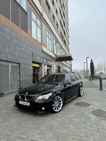 BMW 520 2009, 299,000 km - 2.0 l - Bakı