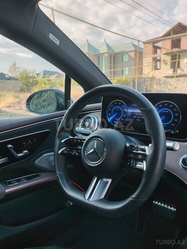 Mercedes EQS 450+-13