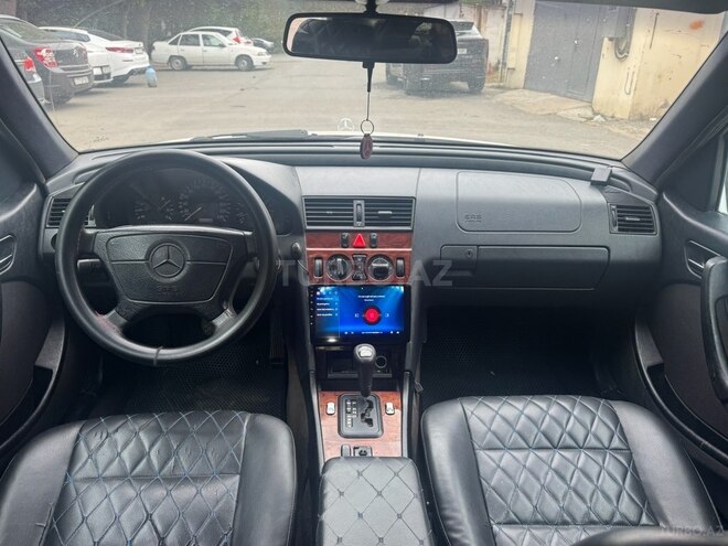 Mercedes C 200 1997, 256,199 km - 2.0 l - Bakı