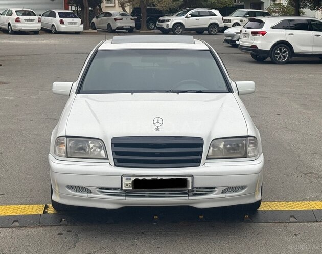 Mercedes C 200 1997, 256,199 km - 2.0 l - Bakı