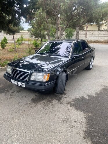 Mercedes 220 E 1994, 370,000 km - 2.2 l - Bakı