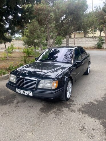 Mercedes 220 E 1994, 370,000 km - 2.2 l - Bakı