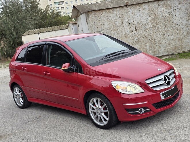 Mercedes B 170 2009, 186,000 km - 1.7 л - Sumqayıt