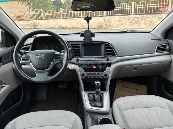 Hyundai Elantra 2016, 163,225 km - 2.0 l - Bakı