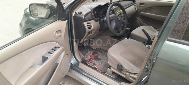 Mitsubishi Outlander 2002, 258,000 km - 2.4 l - Bakı