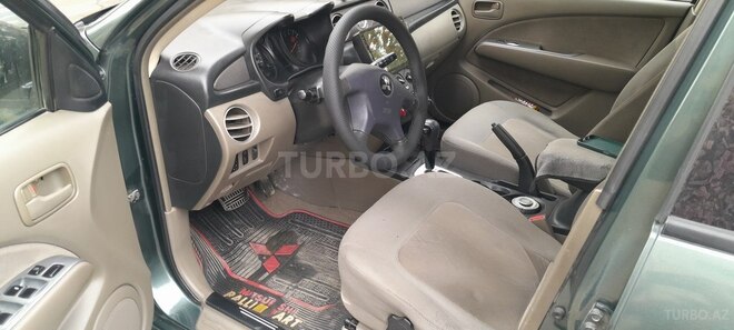 Mitsubishi Outlander 2002, 258,000 km - 2.4 l - Bakı