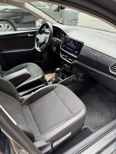 Volkswagen Polo 2021, 150,425 km - 1.6 л - Bakı