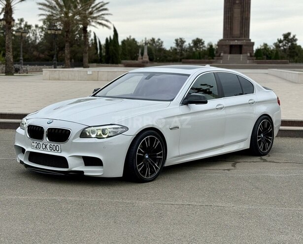 BMW 528 2015, 207,000 km - 2.0 l - Gəncə