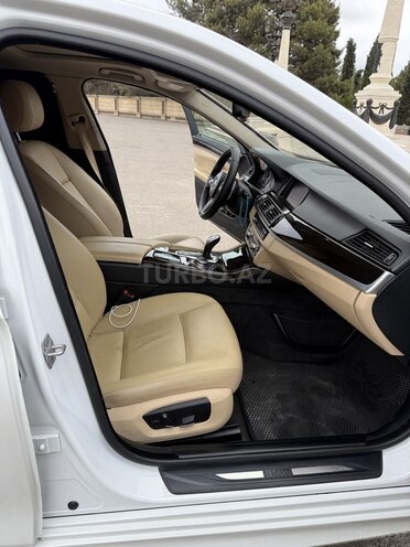 BMW 528 2015, 207,000 km - 2.0 l - Gəncə
