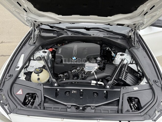 BMW 528 2015, 207,000 km - 2.0 l - Gəncə