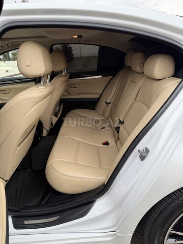 BMW 528 2015, 207,000 km - 2.0 l - Gəncə