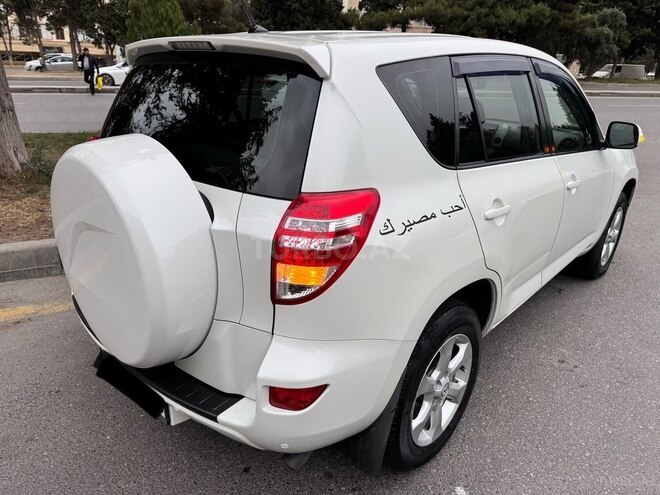 Toyota RAV4 2011, 185,793 km - 2.0 l - Bakı