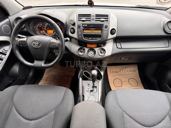 Toyota RAV4 2011, 185,793 km - 2.0 l - Bakı