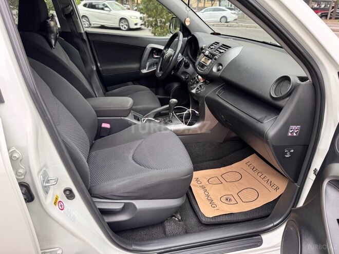 Toyota RAV4 2011, 185,793 km - 2.0 l - Bakı