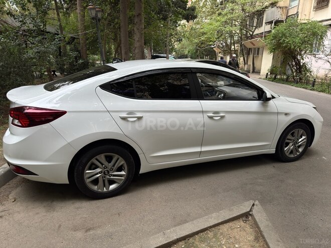 Hyundai Elantra 2019, 108,047 km - 1.6 л - Bakı