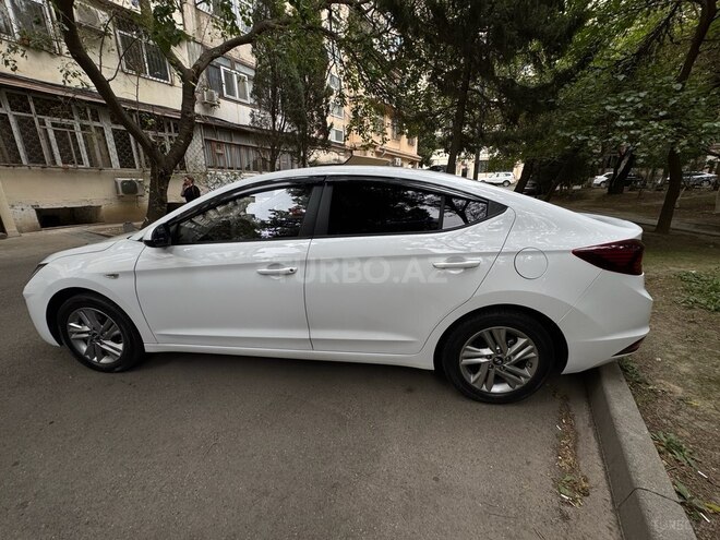 Hyundai Elantra 2019, 108,047 km - 1.6 л - Bakı