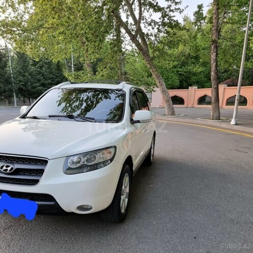 Hyundai Santa Fe-5