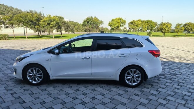 Kia  2016, 225,000 km - 1.6 l - Bakı