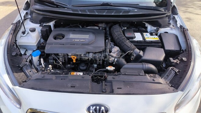 Kia  2016, 225,000 km - 1.6 l - Bakı