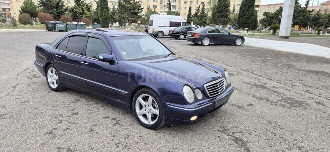 Mercedes E 200 1999, 290,000 km - 2.0 л - Bakı