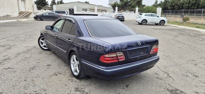 Mercedes E 200 1999, 290,000 km - 2.0 л - Bakı