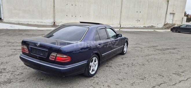 Mercedes E 200 1999, 290,000 km - 2.0 л - Bakı