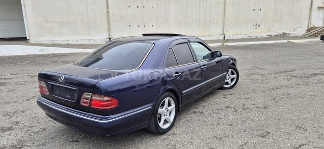 Mercedes E 200 1999, 290,000 km - 2.0 л - Bakı