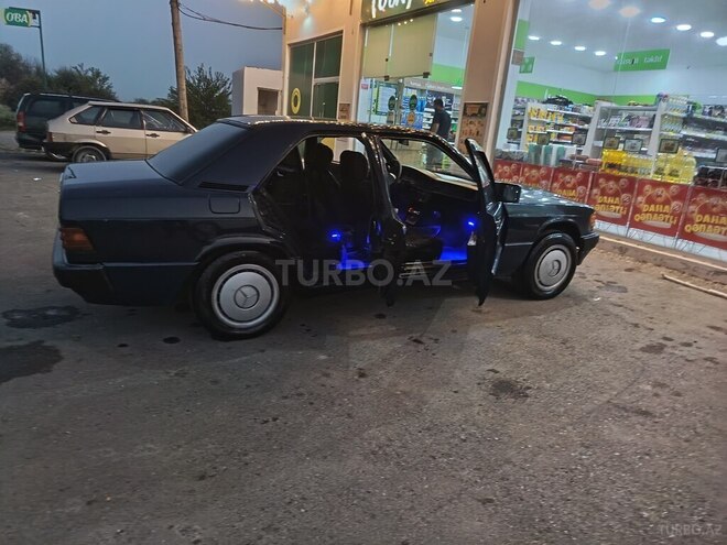 Mercedes 190 1989, 52,000 km - 2.0 л - Bərdə