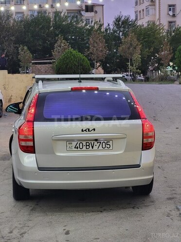 Kia Ceed 2007, 305,000 km - 1.6 l - Bakı