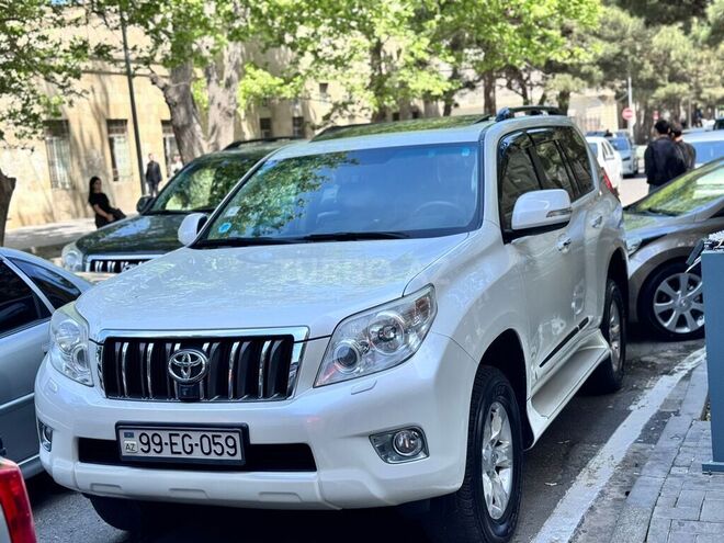 Toyota Land Cruiser Prado 2013, 179,600 km - 2.7 л - Bakı