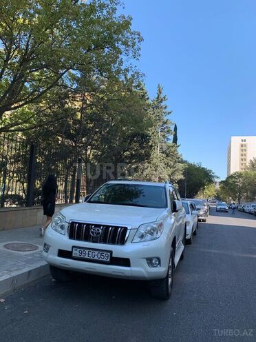 Toyota Land Cruiser Prado 2013, 179,600 km - 2.7 л - Bakı