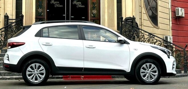 Kia Rio X-Line 2021, 51,700 km - 1.6 л - Bakı