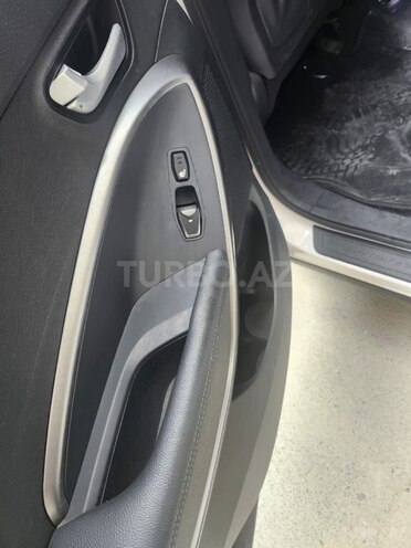 Hyundai Santa Fe 2016, 222,600 km - 2.0 л - Bakı