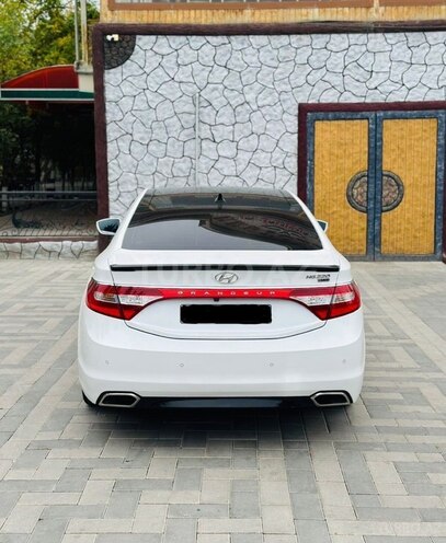Hyundai Grandeur 2015, 171,000 km - 2.2 l - Sabirabad