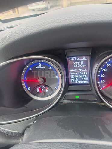 Hyundai Santa Fe 2013, 175,000 km - 2.0 л - Bakı