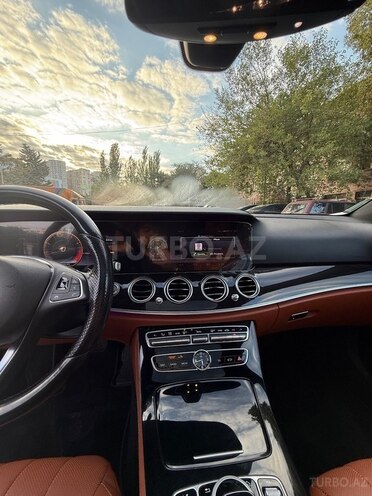 Mercedes E 300 2017, 208,000 km - 2.0 l - Bakı
