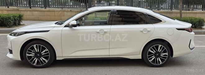 Changan Qiyuan A05 2025, 0 km - 1.5 l - Bakı